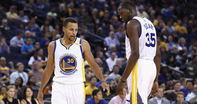 Steph Curry lần đầu nói về việc Kevin Durant chia tay Warriors, gia nhập Nets Steph Curry lần đầu nói về việc Kevin Durant chia tay Warriors, gia nhập Nets